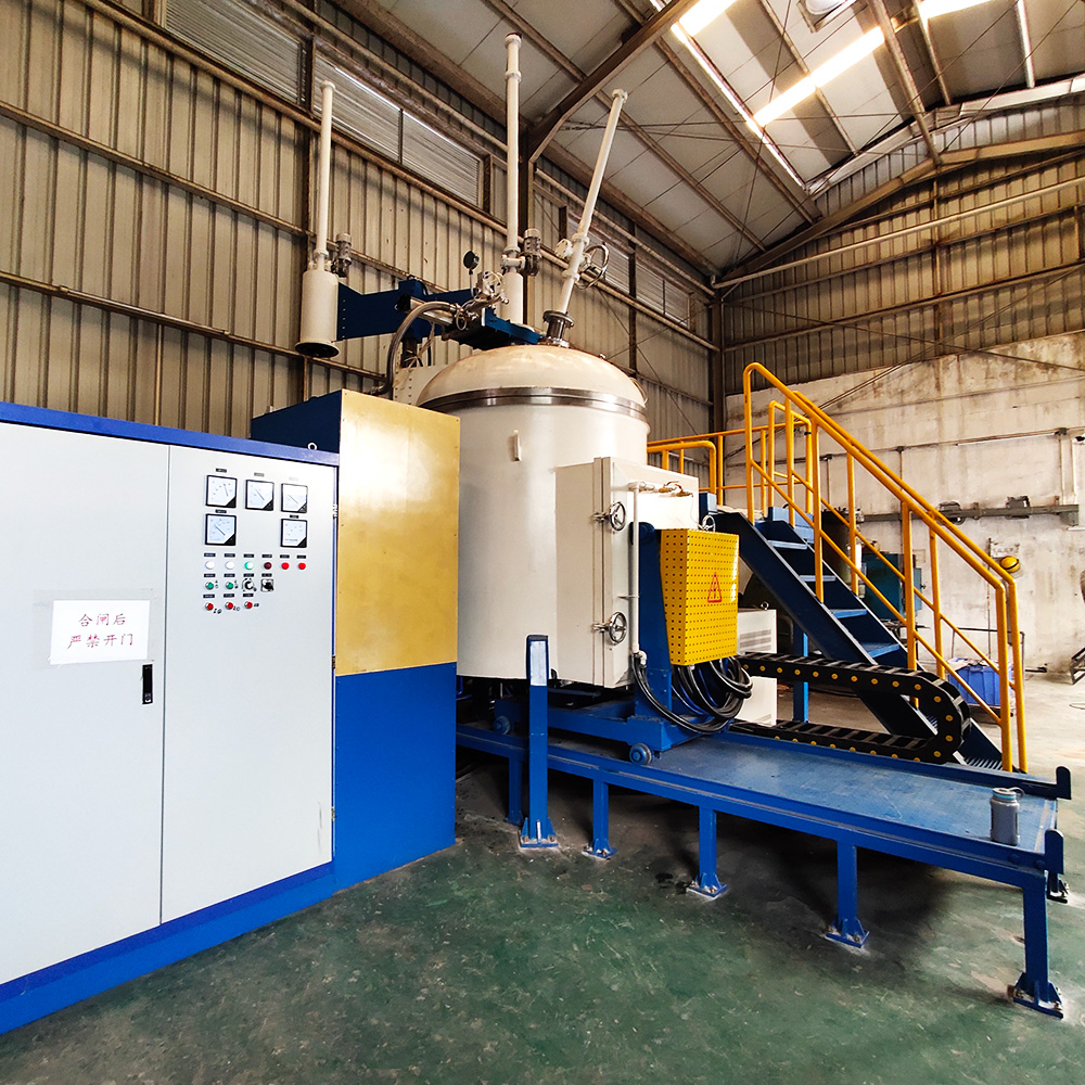 Vacuum Melting Furnace
